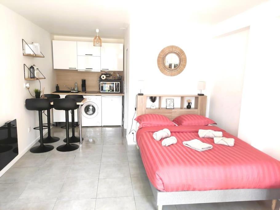 Studio Boheme Chic A Disney La Houssaye-en-Brie Exterior foto